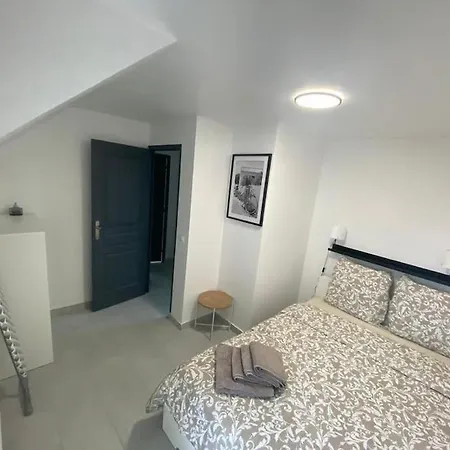 Maison Neuve Et Calme *