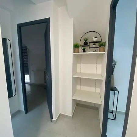 Maison Neuve Et Calme *